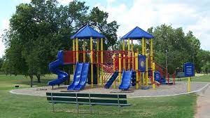 park in warr acres oklahoma. a great place to move to.